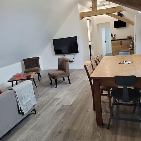 Appartement Proche Circuit Changé Dış mekan fotoğraf