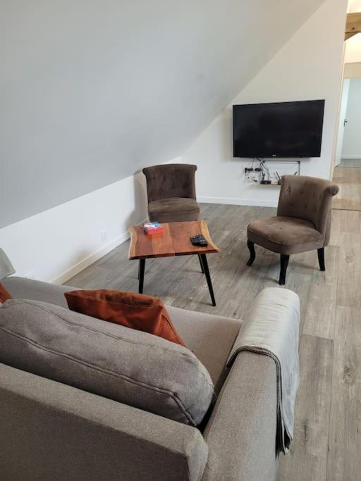 Appartement Proche Circuit Changé Dış mekan fotoğraf